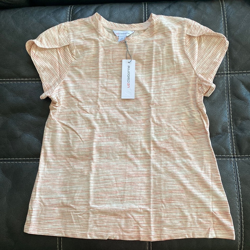 Women’s Liz Claiborne crew neck t-shirt